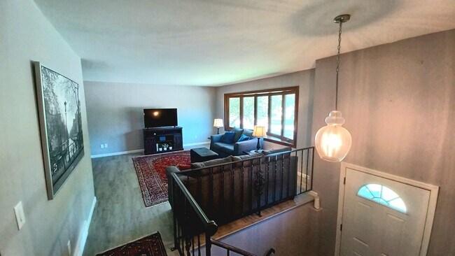 Living Room - 2717 McKenna Blvd