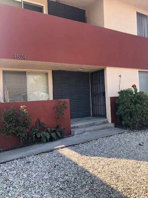 Unit 1 - 4524 W 115th St