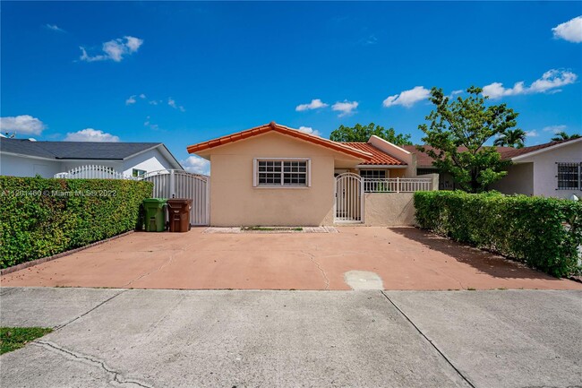 1333 W 37th St, Hialeah, Fl 33012 - House Rental In Hialeah, Fl 