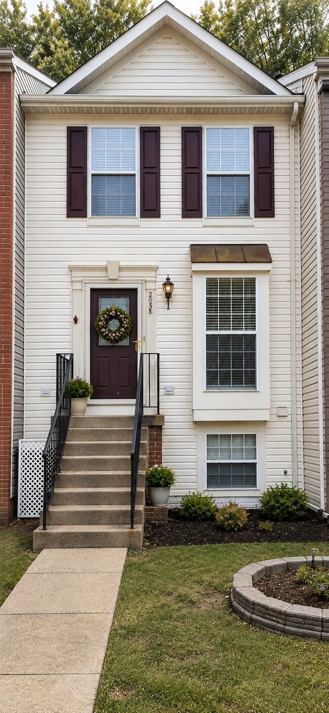 Building Photo - 2058 Stargrass Ct