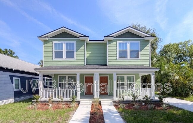 Building Photo - 1043 Oakley St