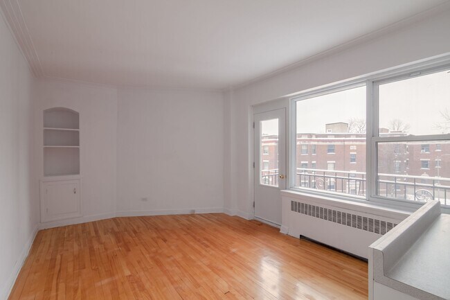 Photo du bâtiment - 10 Av. Rosemount