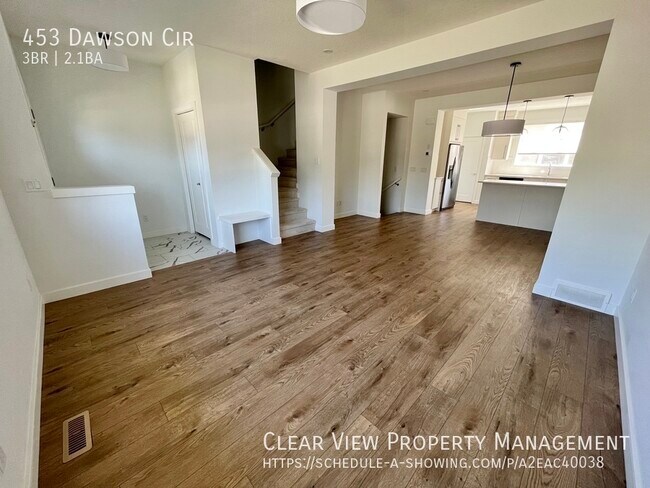 Photo du bâtiment - Bright and open 3-bedroom, 2.5-bathroom detached house with garage in Chestermere! **PROMO: 1ST H...