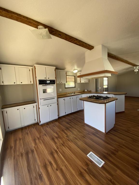 Foto del edificio - 4005 Hilltop Dr