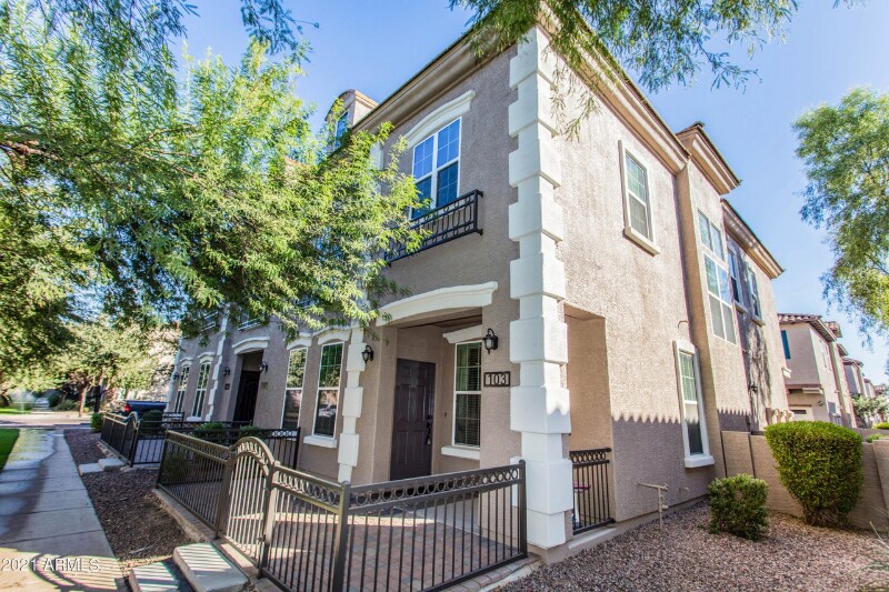 4728 E Waterman St Unit 103, Gilbert, AZ 85297 Condo for Rent in