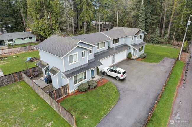 Building Photo - 13413 Meadow Rd