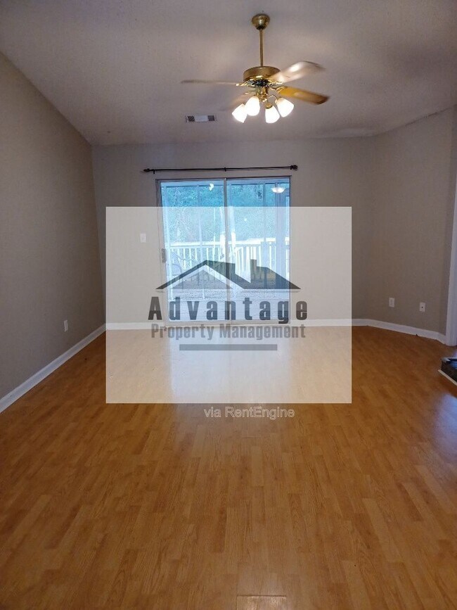 Foto del edificio - 130 Wesleyan Way