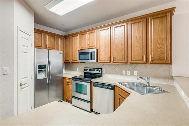Building Photo - 7253 Rembrandt Dr
