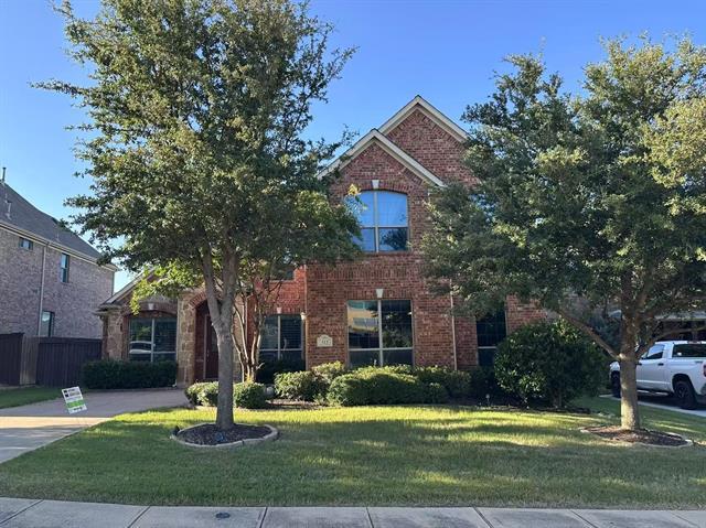 Building Photo - 513 Royal Glade Dr
