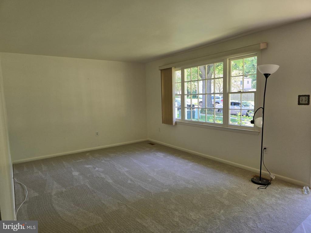 Foto principal - 10206 Farrar Ave