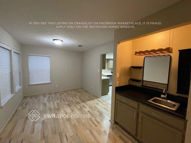 Building Photo - 164 Maple Branch St