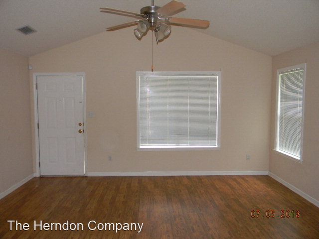 Building Photo - 2 br, 2 bath House - 4201 Wilshire Drive