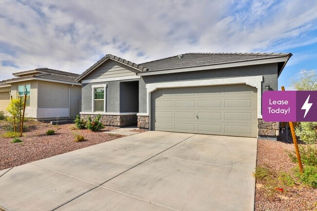 Building Photo - Spacious 4 bed 3 bath