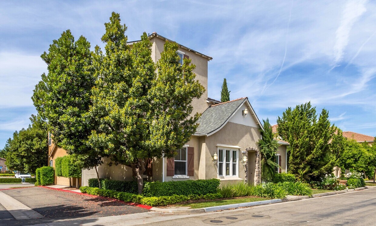 Foto principal - Harlan Ranch Home for Lease