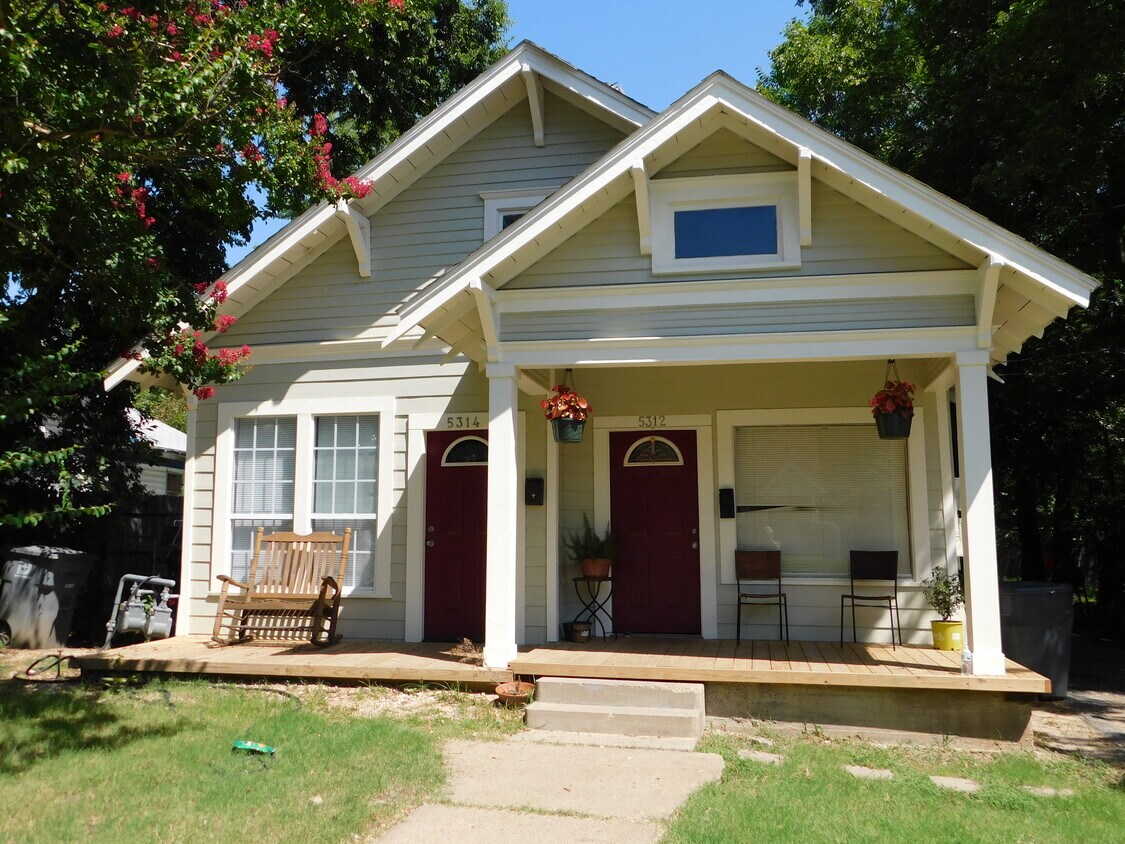 Primary Photo - 5312 Ash Ln