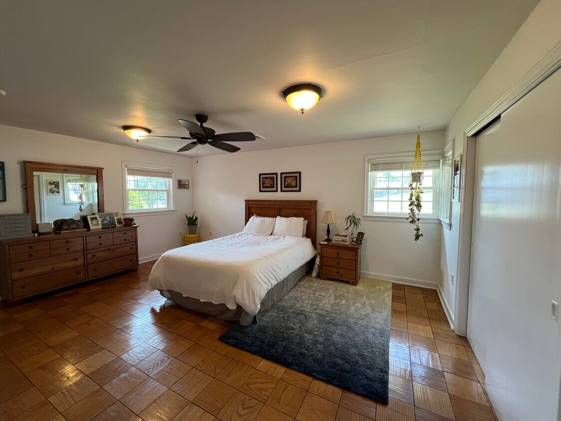 Foto principal - 120 Clearview Dr
