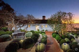 Building Photo - 6 Rockledge Rd
