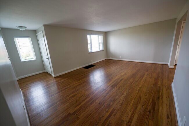 Foto del edificio - 6983 Salem Rd