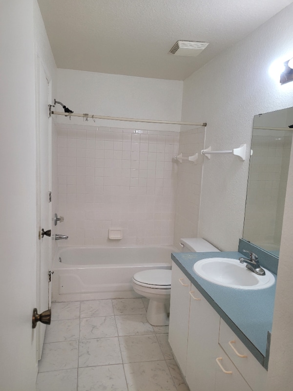 Building Photo - 1603 Columbus Arms Cir
