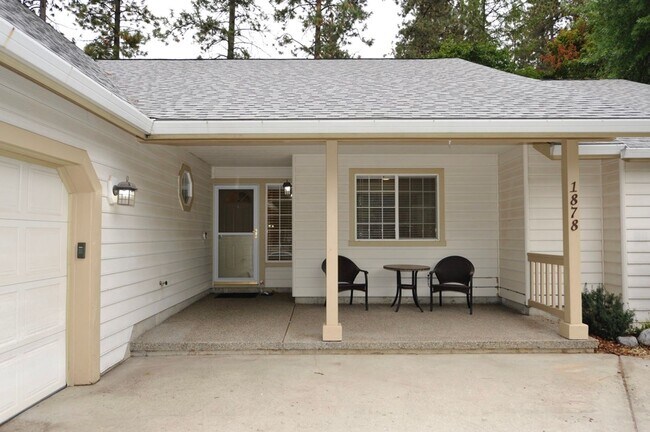 Foto del edificio - Best Hill Meadows Community- 3 bed 2 bath ...