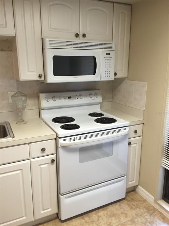 Building Photo - 70 Moree Loop