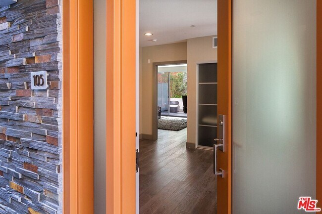 Foto del edificio - 1217 Horn Ave #105