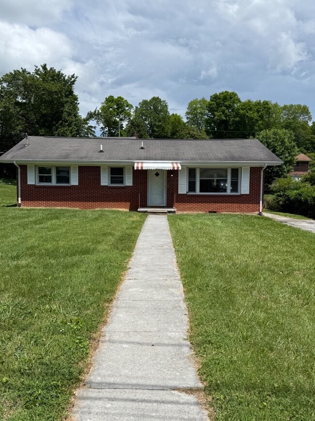 Building Photo - 275 Bellmeade Dr