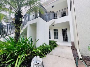 Building Photo - 11091 Corsia Trieste Way