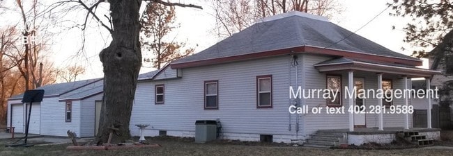 Building Photo - 405 N Main St