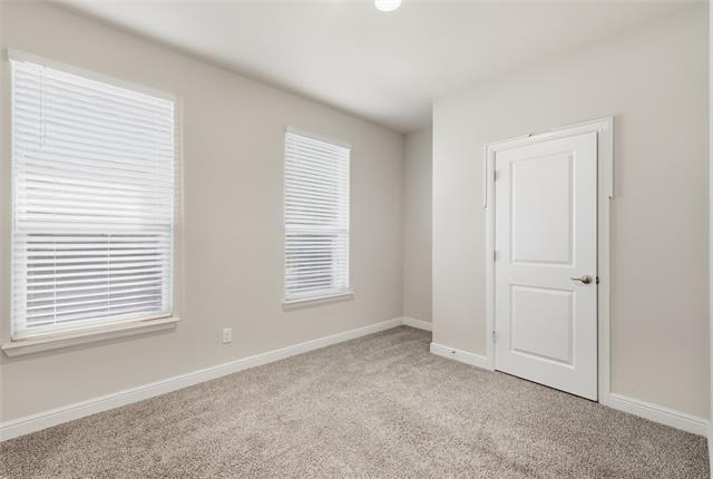 Building Photo - 249 Irish Moss Dr