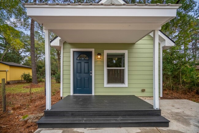 Building Photo - 628 Foster St