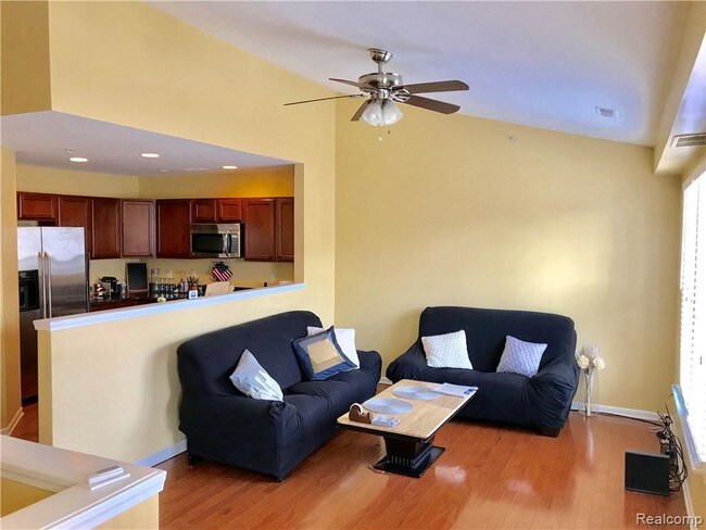 Building Photo - 27965 Hopkins Dr