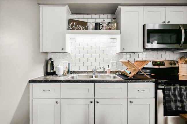 Kitchen - 245 Mulberry St