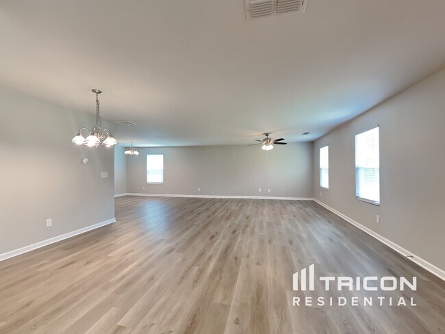 Building Photo - 335 Indian River Drive Jefferson GA