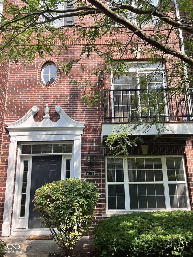 Foto del edificio - 11945 Riley Dr