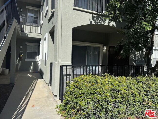 Foto del edificio - 20000 Plum Canyon Rd