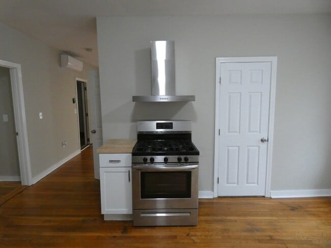 Foto del edificio - 2 Main St