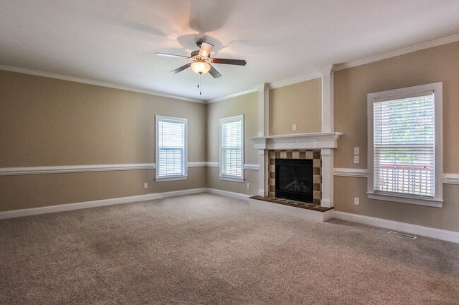 Foto del edificio - 221 Worthington Ct