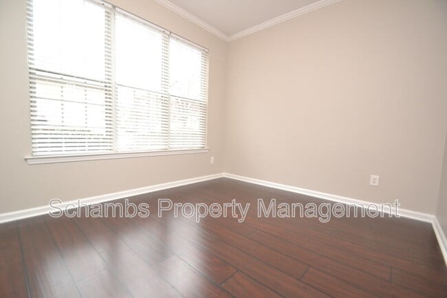 Foto del edificio - 2202 Plum Frost Dr