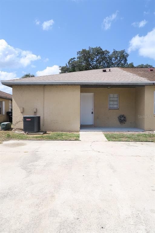 Building Photo - 1513 Sophie Blvd