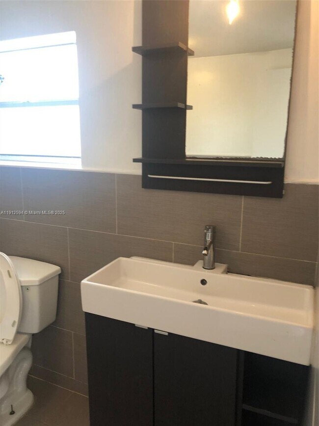 Foto del edificio - 2519 Pierce St