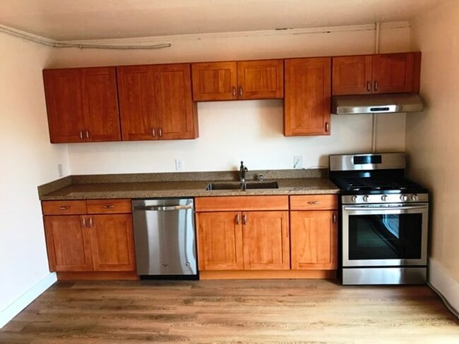 Photo - 1920 E Jefferson St House