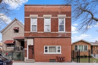 Building Photo - 3611 S Wood St