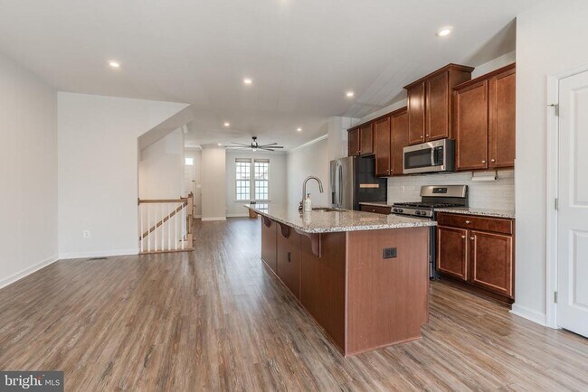 Building Photo - 18191 Red Mulberry Rd