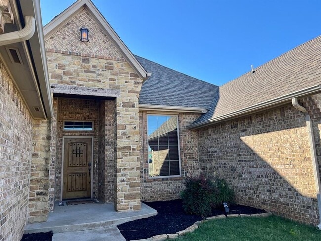 Building Photo - 11748 SW 25th Terrace