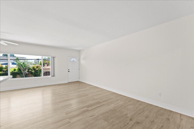 Foto del edificio - Beautiful Manhattan Beach Apartment!