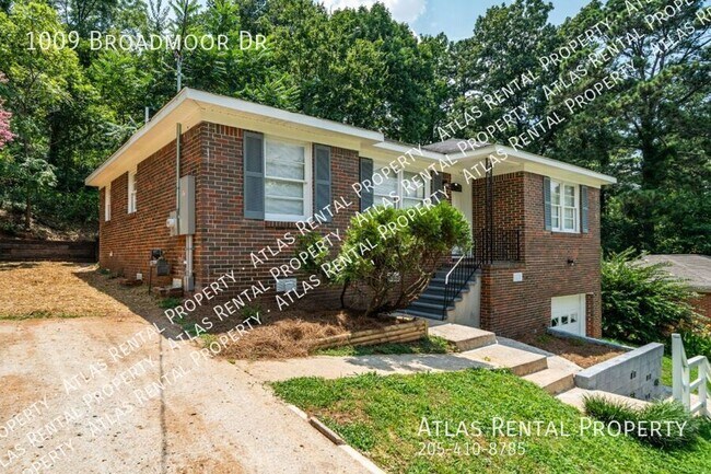 Foto del edificio - 1009 Broadmoor Dr