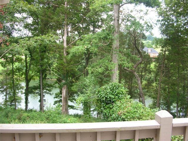 Building Photo - 3507 Lakeside Ct