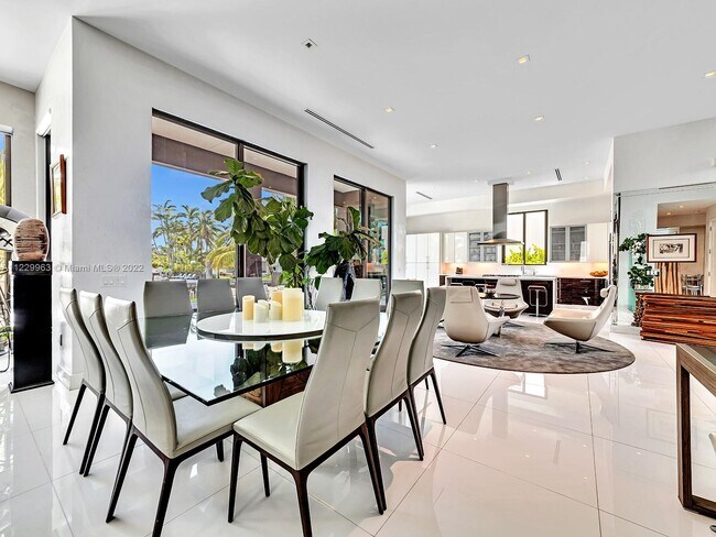 Foto del edificio - 2040 NE 121st Rd