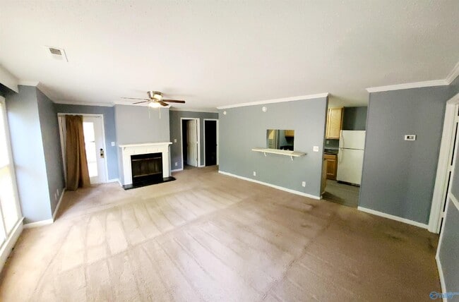 Building Photo - 4918 7 Pine Cir